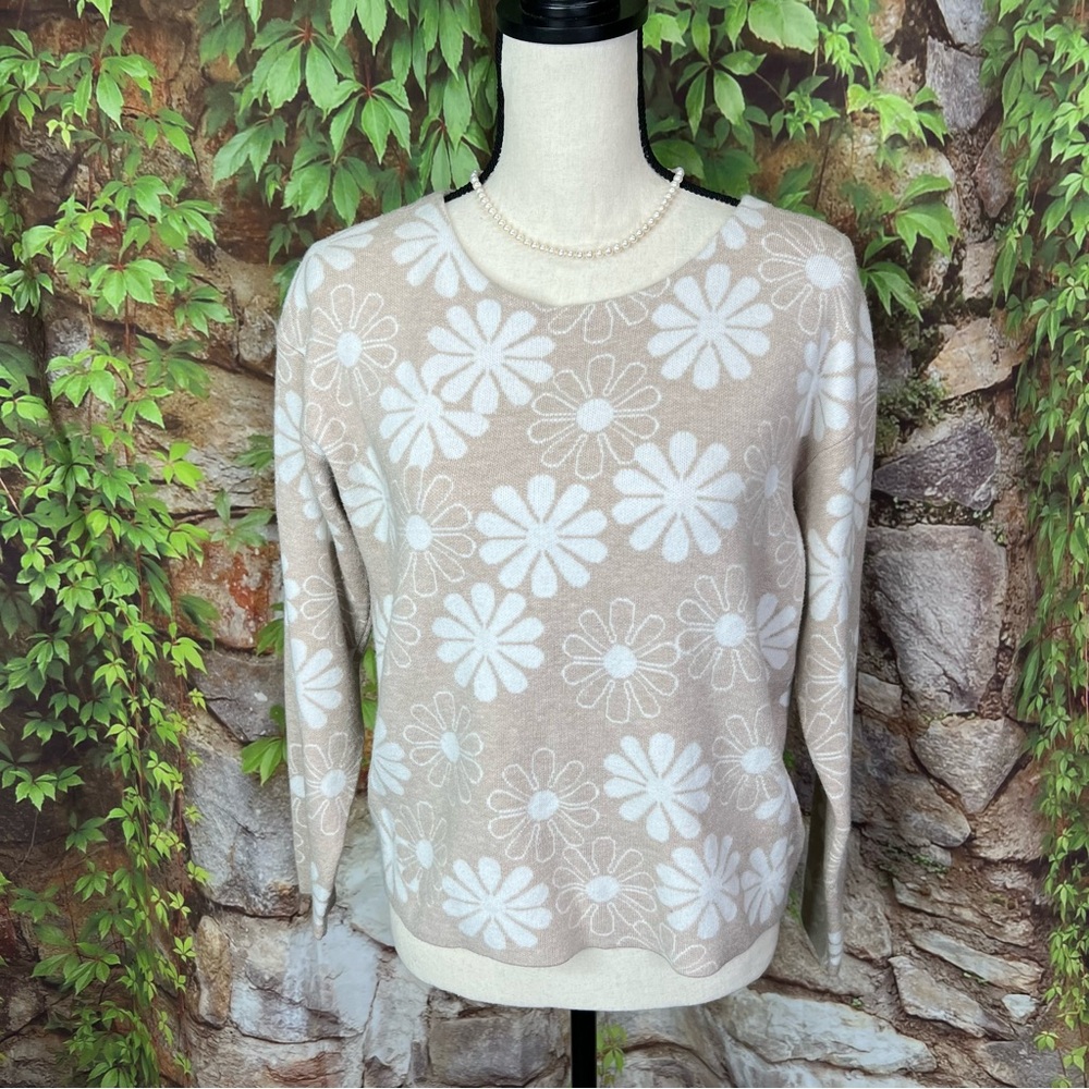 RACHEL ZOE Beige Daisy Print Floral Cozy Crewneck Sweater, S - Picture 2 of 10
